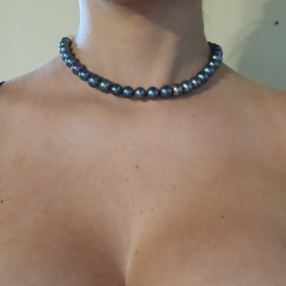 Elegant Pearl Necklace